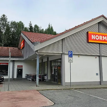 Enjoyharrachov - Atraktivní Klidný Klimatizovaný 20 V Centru Harrachova S Parkováním, Wifi-wlan, Sat, Herní Konzolí, Ipad, Netflix Zdarma, Možností Dobíjení Auta, Výhledem Do Zahrady A Na Kostelík Jen 150m Od Lanovky Harrachov