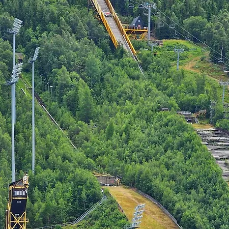 Enjoyharrachov - Atraktivni Klidny Klimatizovany 20 V Centru S Terasou A Parkovanim, Wifi-wlan, Sat, Herni Konzoli, Ipad, Netflix Zdarma, Moznosti Dobijeni Auta, Vyhledem Do Zahrady A Na Kostelik Jen 150m Od Lanovky