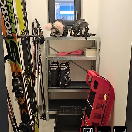Enjoyharrachov - Atraktivni Klidny Klimatizovany 20 V Centru Harrachova S Parkovanim, Wifi-wlan, Sat, Herni Konzoli, Ipad, Netflix Zdarma, Moznosti Dobijeni Auta, Vyhledem Do Zahrady A Na Kostelik Jen 150m Od Lanovky
