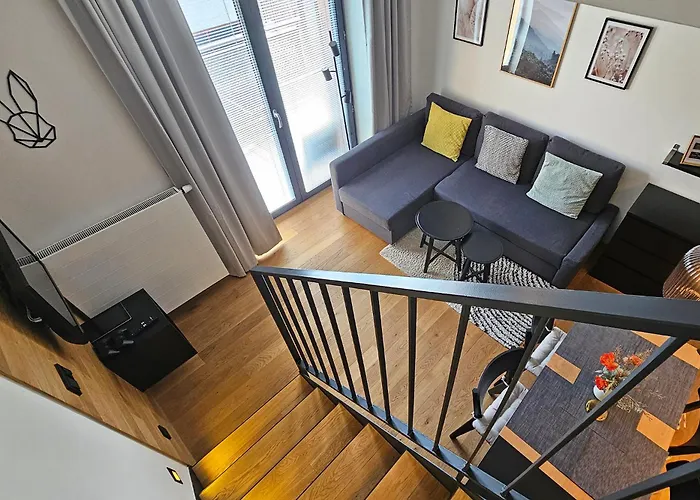 شقة Enjoyharrachov - Atraktivni Klidny Klimatizovany 20 V Centru Harrachova S Parkovanim, Wifi-wlan, Sat, Herni Konzoli, Ipad, Netflix Zdarma, Moznosti Dobijeni Auta, Vyhledem Do Zahrady A Na Kostelik Jen 150m Od Lanovky *