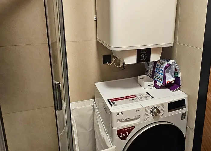 شقة Enjoyharrachov - Atraktivni Klidny Klimatizovany 20 V Centru Harrachova S Parkovanim, Wifi-wlan, Sat, Herni Konzoli, Ipad, Netflix Zdarma, Moznosti Dobijeni Auta, Vyhledem Do Zahrady A Na Kostelik Jen 150m Od Lanovky