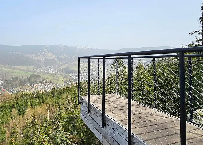 شقة Enjoyharrachov - Atraktivni Klidny Klimatizovany 20 V Centru Harrachova S Parkovanim, Wifi-wlan, Sat, Herni Konzoli, Ipad, Netflix Zdarma, Moznosti Dobijeni Auta, Vyhledem Do Zahrady A Na Kostelik Jen 150m Od Lanovky *